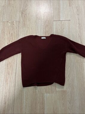 Gentle Fawn Deep Wine V-Neck Knit Sweater